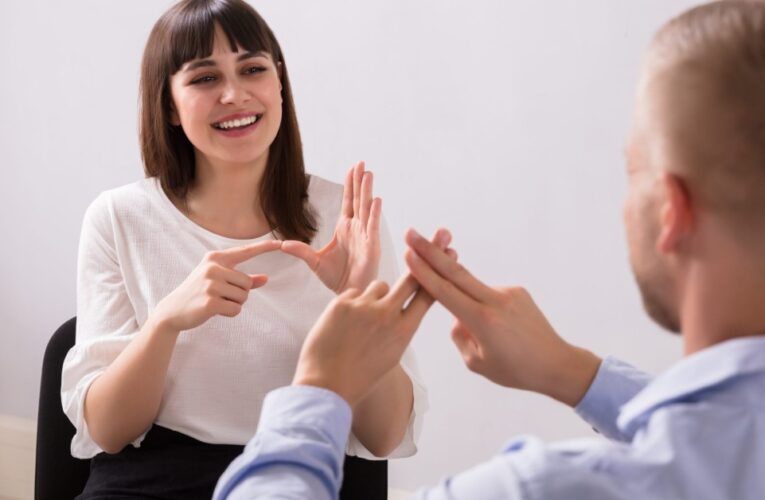 NAPE abre inscrições para Curso de Libras em Botucatu