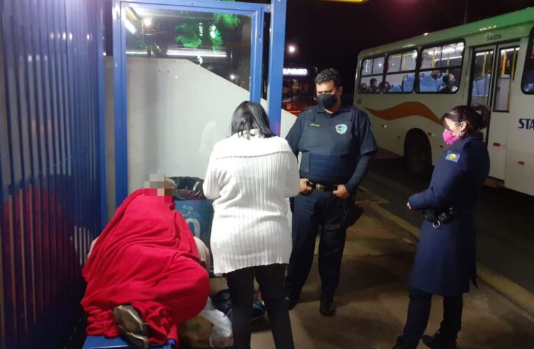 Operação Migrante acolhe pessoas em situação de rua nesta madrugada em Botucatu