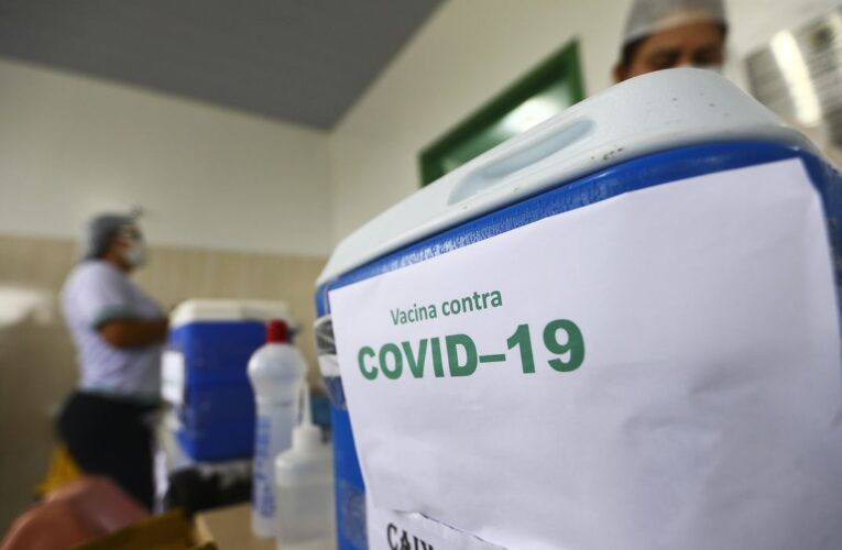 Brasil registra menor média móvel de mortes desde o início da pandemia