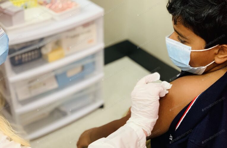 Covid-19: Brasil recebe 1º lote da vacina da Pfizer para crianças de 5 a 11 anos