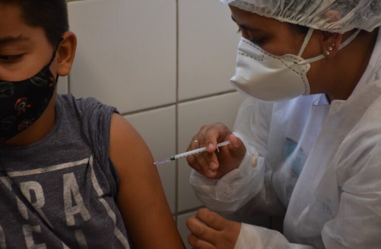 Botucatu anuncia vacinação da Covid escalonada por idade e sexo de crianças sem comorbidades