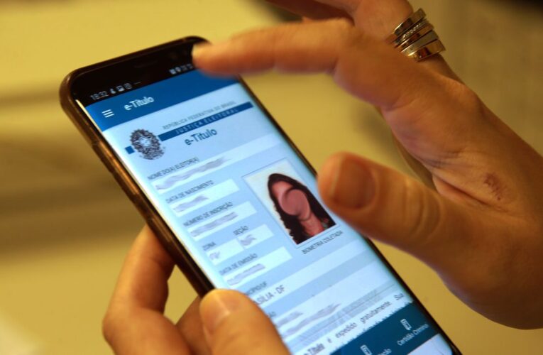 Eleitor tem até hoje para emitir, transferir e regularizar título