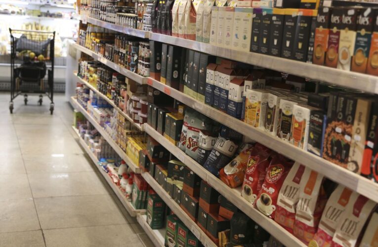 Novas regras para rótulos de alimentos valem a partir deste domingo, 09