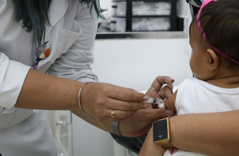 Botucatu começa a vacinar bebês e crianças até 3 anos contra a Covid na próxima semana