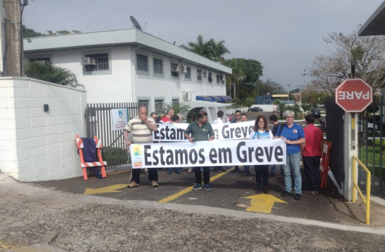 Sabesp de Botucatu entra em greve contra privatização da empresa