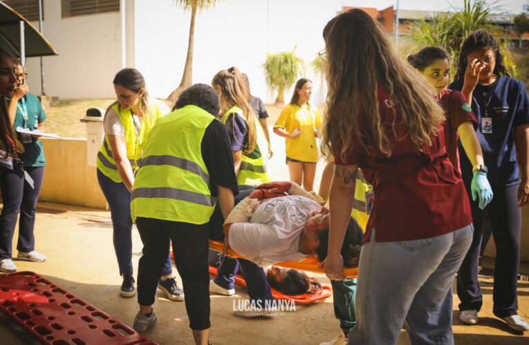 Simulado de Múltiplas Vítimas reúne mais de 80 pessoas na FMB em Botucatu