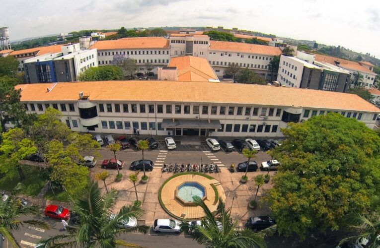 Hospital das Clinicas é contemplado com o maior número de vagas do programa Agora tem Especialistas