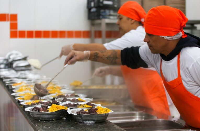 Bom Prato de Botucatu terá almoço especial de Natal na véspera