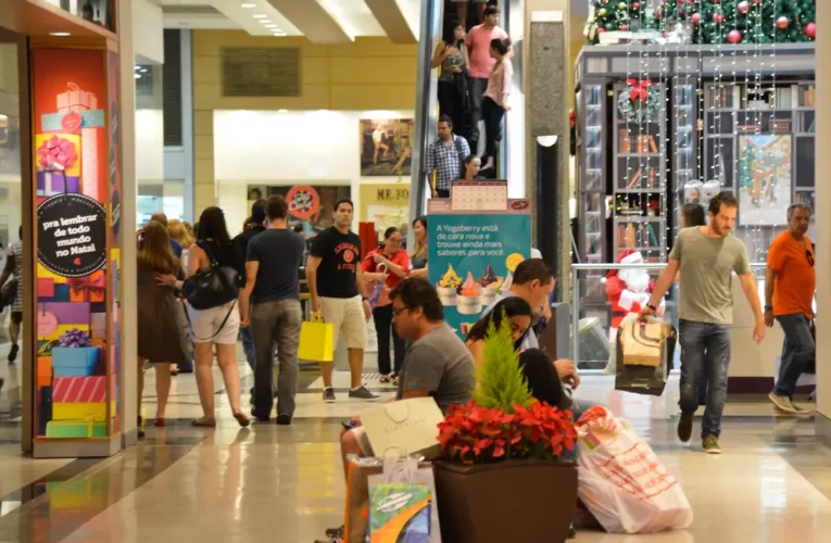 Ano eleitoral não impede redução da jornada de trabalho, diz ministro