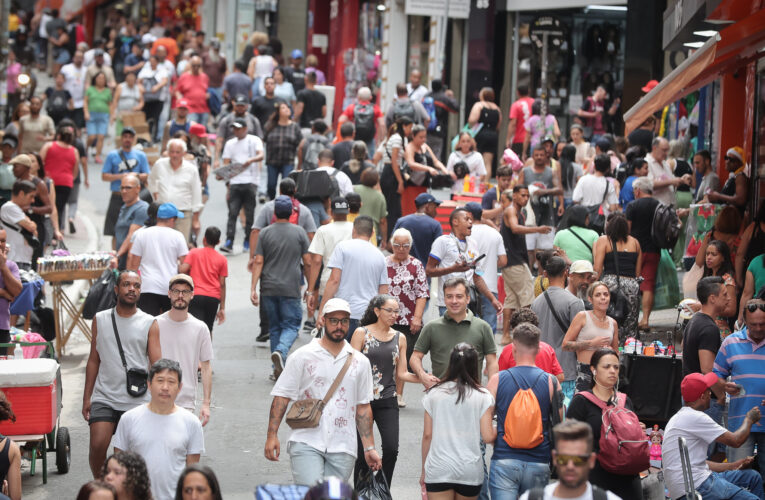 Fim de ano: Ipem-SP orienta sobre a compra de produtos típicos da época