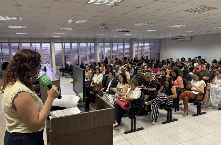 Encontro Formativo debate avanços e desafios na implantação do novo currículo de Enfermagem