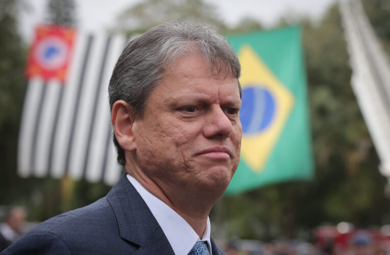 SP torna obrigatória execução semanal do Hino Nacional nas escolas