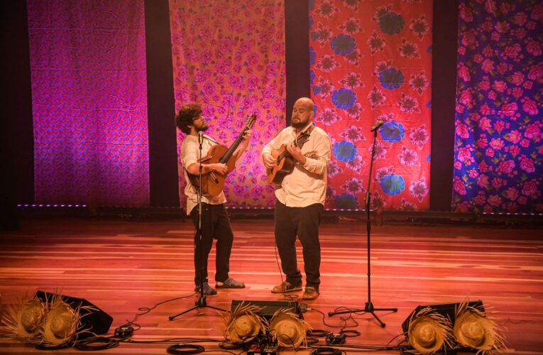 Duo Aduar abre o Lageado Cultural 2026 com show que celebra as raízes da música caipira