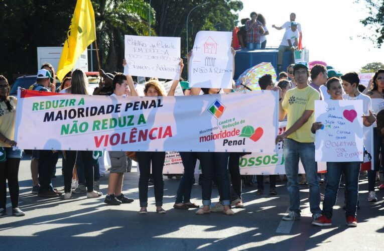 CCJ retoma nesta terça debate sobre redução da maioridade penal