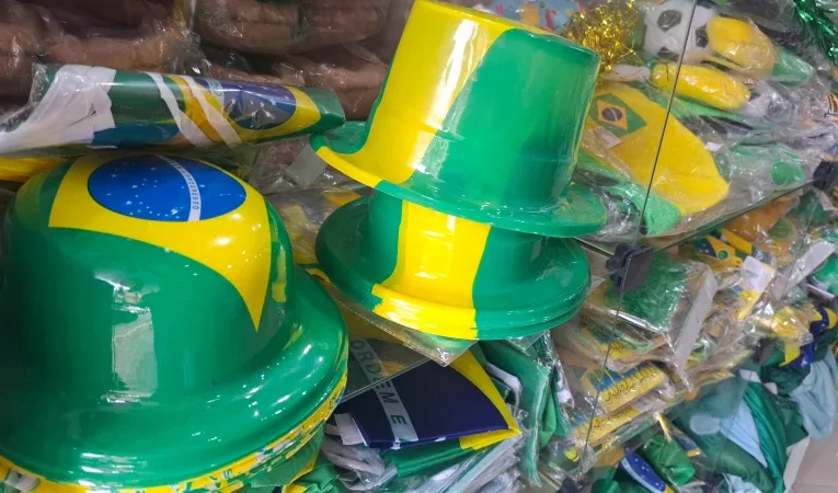 Procon-SP alerta consumidores sobre cuidados na compra de produtos relacionados à Copa do Mundo