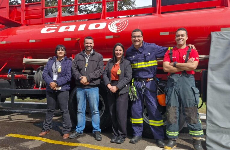 Equipes de incêndio do Grupo Caio participam de simulado de emergência do PAM Botucatu