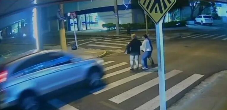 Três idosas são atropeladas na região central de Botucatu