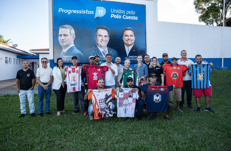 Futebol amador de Botucatu recebe R$ 570 mil para reformas e cobertura de arquibancada