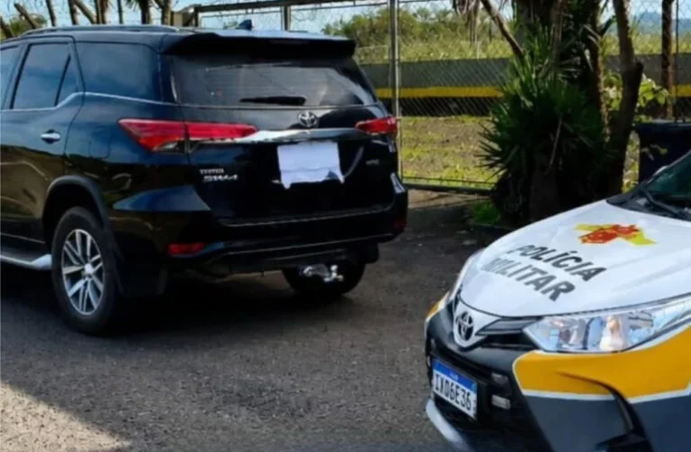 Casal é preso com Hilux furtada na Rodovia Castello Branco em Pardinho