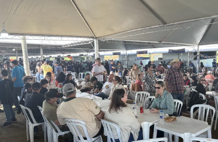 Botucatu reúne mais de 8 mil pessoas no Almoço Solidário 2026
