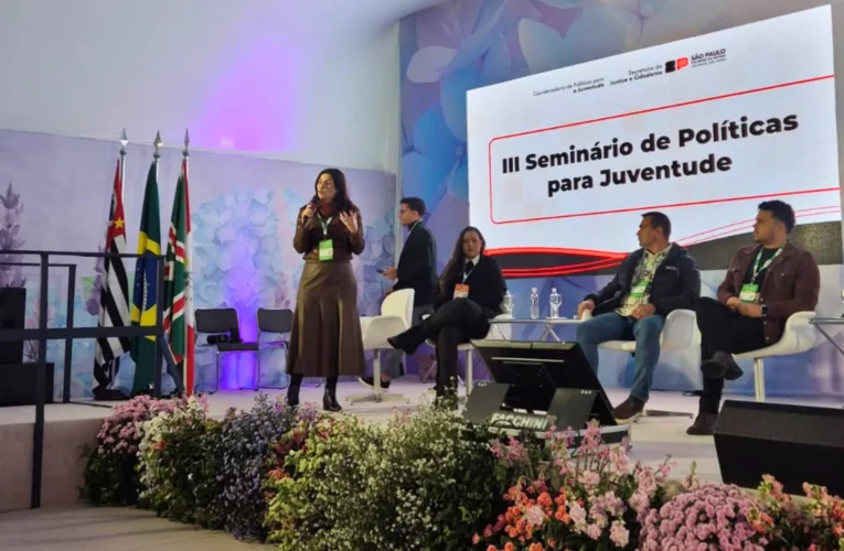 Experiência da Casa da Juventude de Botucatu é apresentada em seminário estadual sobre políticas públicas para jovens