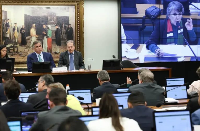 Comissão da Câmara aprova redução da maioridade penal para 16 anos