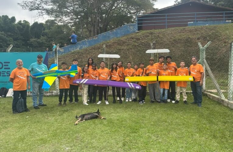 Equipe de Botucatu conquista primeiro lugar em desafio aeronáutico do Instituto Embraer