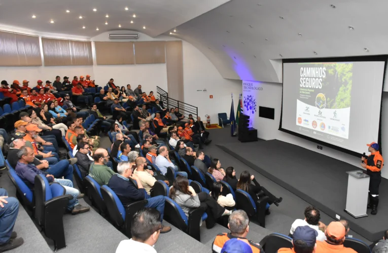 Seminário Caminhos Seguros reúne mais de 150 participantes e fortalece a prevenção e a integração regional em Botucatu